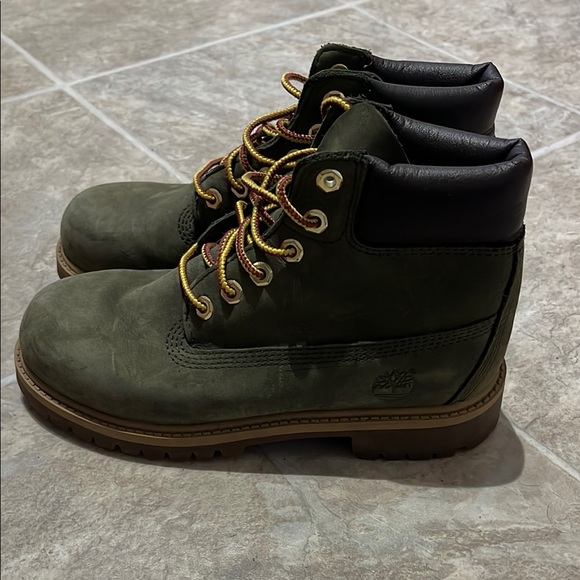 Timberland Green Boots - Picture 4 of 7